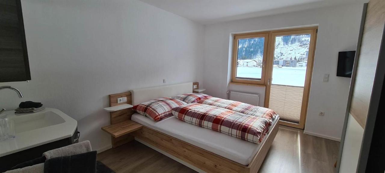 Ferienwohnung Willi Schruns Buitenkant foto